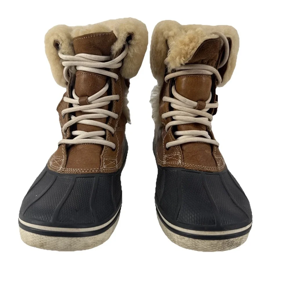 Crocs AllCast Luxe Duck Boots Women 7 Brown Faux Shearling Winter Waterproof